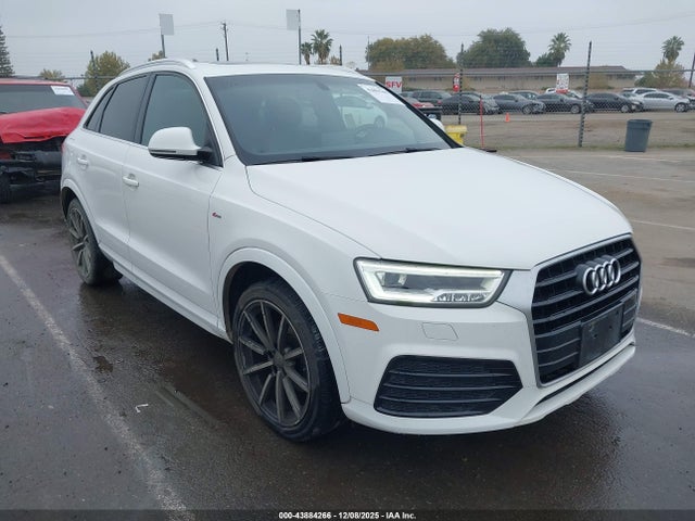 Salvage Audi Q3 Image