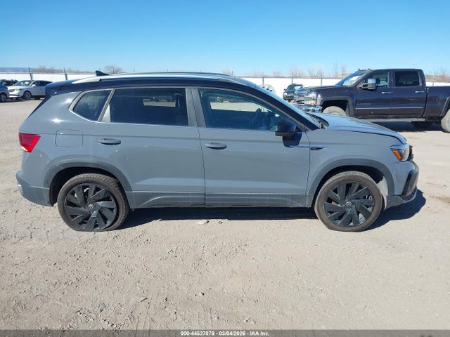 Volkswagen Taos 1.5t Se