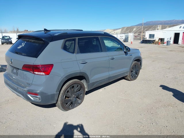 Volkswagen Taos 1.5t Se