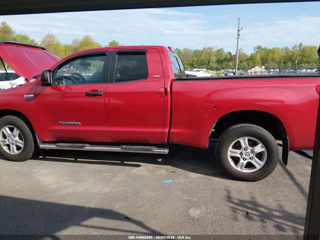 Toyota Tundra Grade 5.7l V8