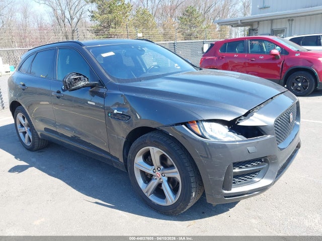 Salvage Jaguar F-PACE Image