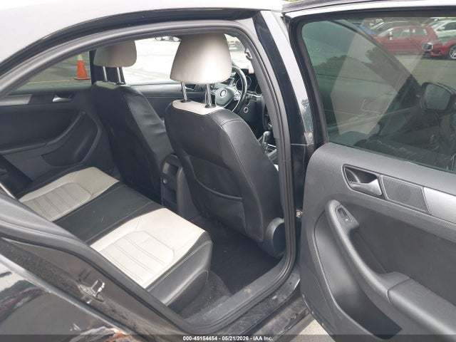 Volkswagen Jetta 1.8t Sport