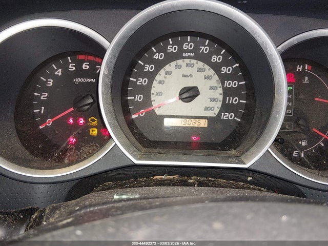 Toyota Tacoma Base V6