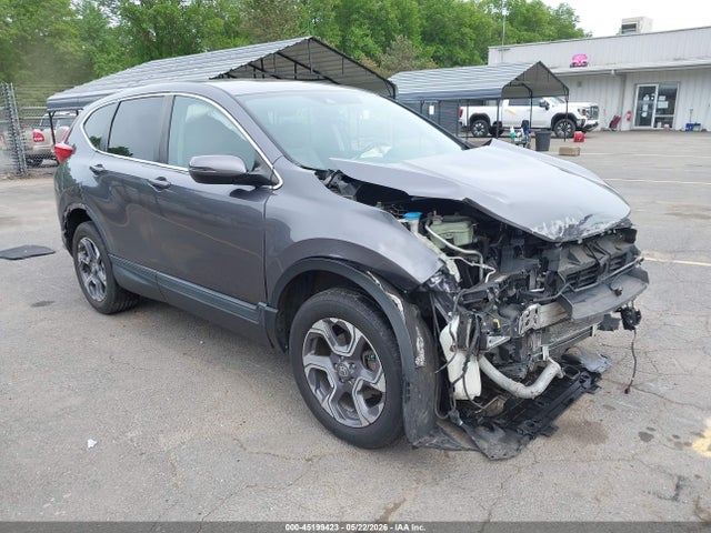Salvage Honda CR-V Image