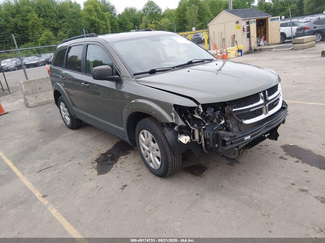 Salvage Dodge Journey Image