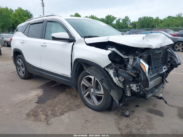 Salvage GMC Terrain Image