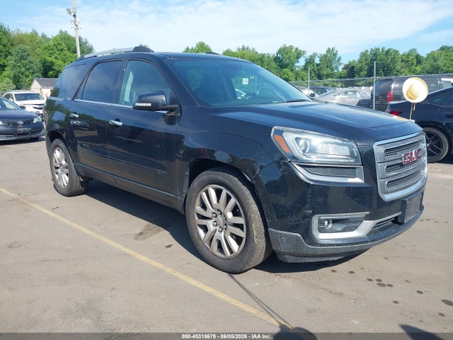 Salvage GMC Acadia Image