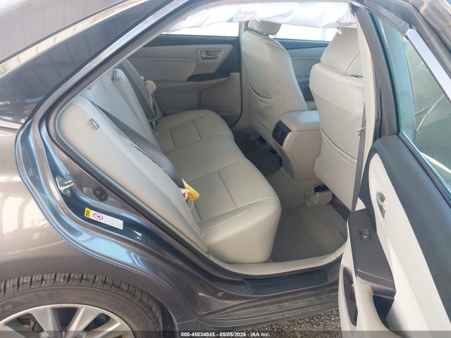 Toyota Camry Xle V6