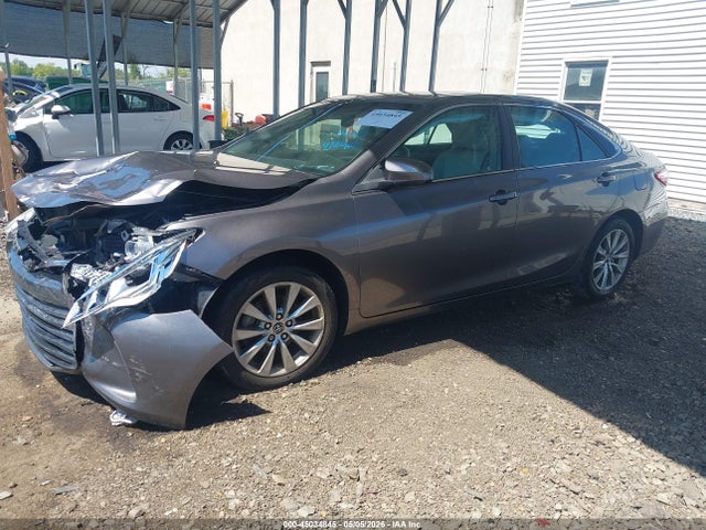 Toyota Camry Xle V6