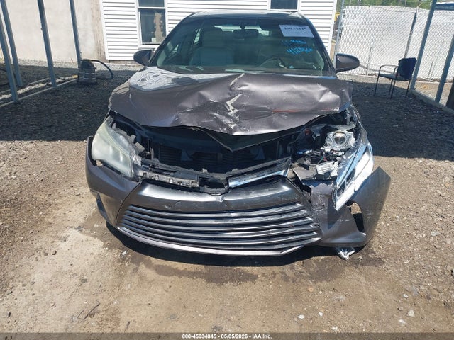 Toyota Camry Xle V6
