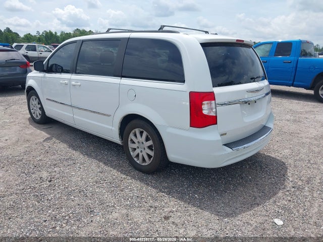 Chrysler Town & Country Touring