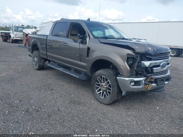 Salvage Ford F-350 Image