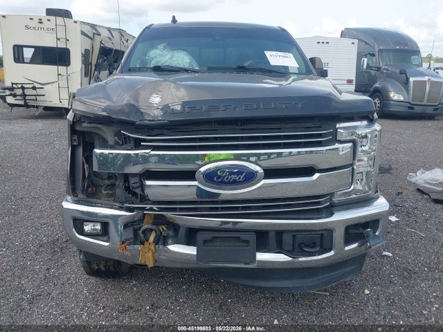 Ford F-350 Lariat