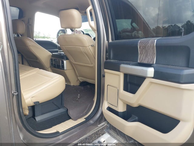Ford F-350 Lariat
