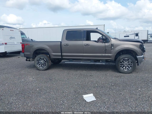 Ford F-350 Lariat