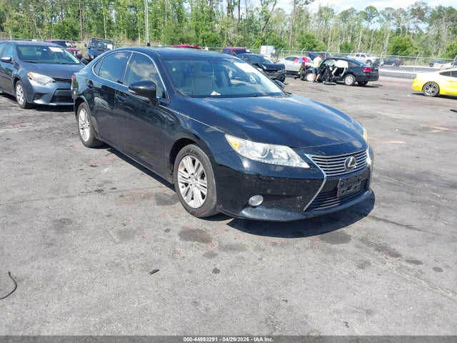Salvage Lexus Es Image