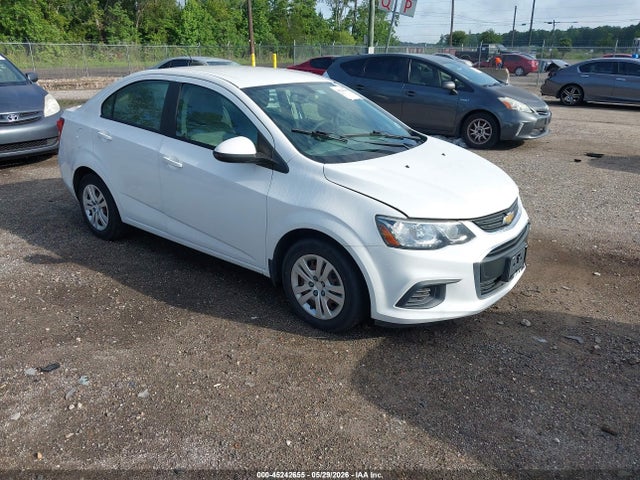 Salvage Chevrolet Sonic Image