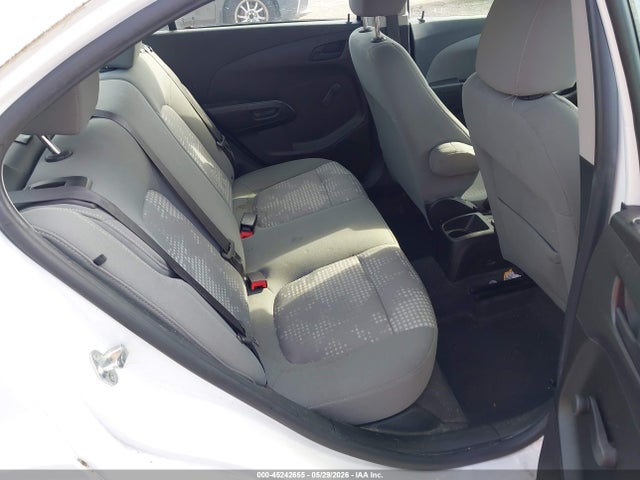 Chevrolet Sonic Ls Auto