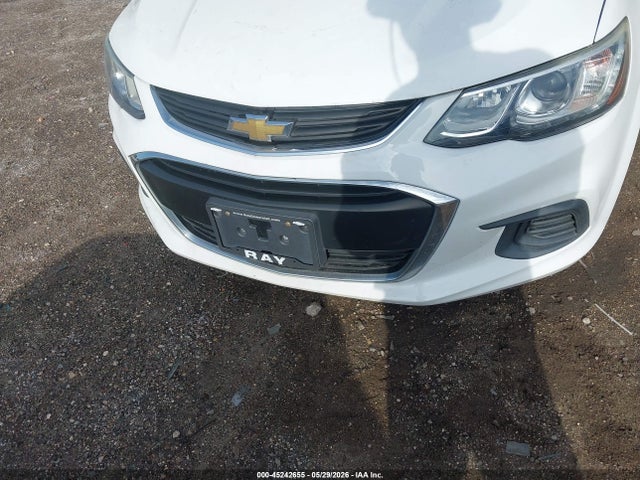 Chevrolet Sonic Ls Auto