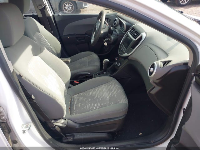Chevrolet Sonic Ls Auto