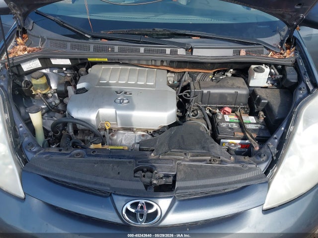 Toyota Sienna Xle