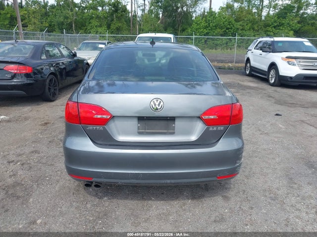 Volkswagen Jetta 2.5l Se