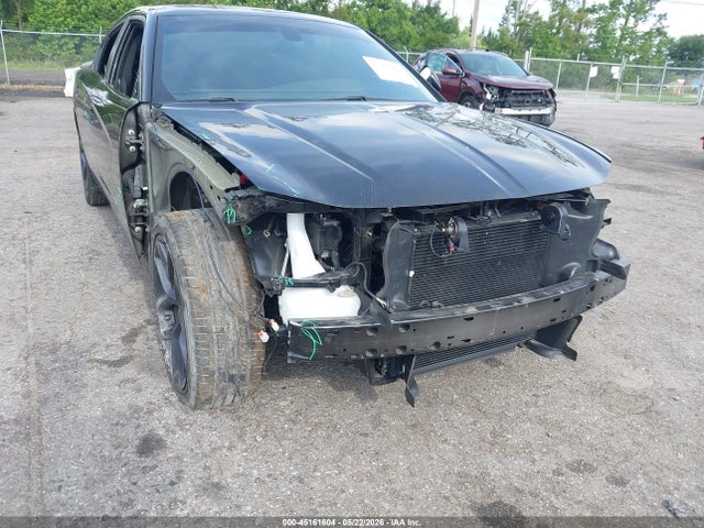 Dodge Charger Sxt