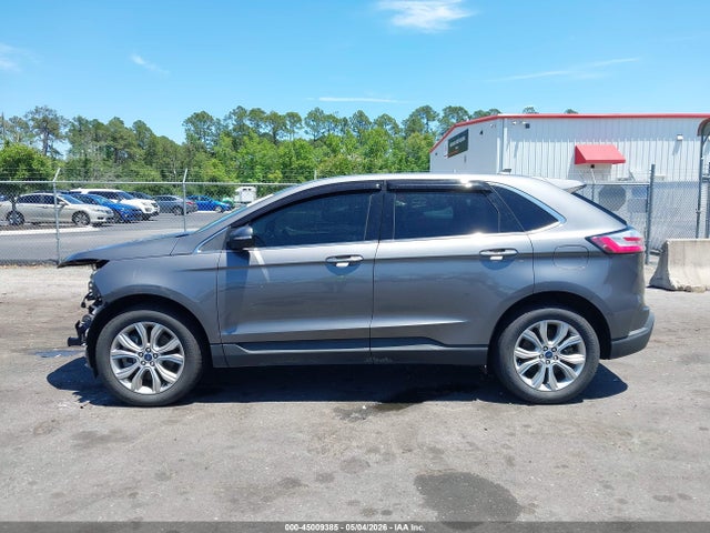 Ford Edge Titanium