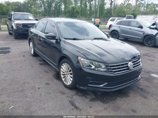 Salvage Volkswagen Passat Image