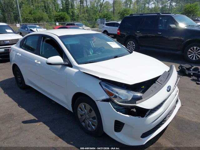 Salvage Kia Rio Image