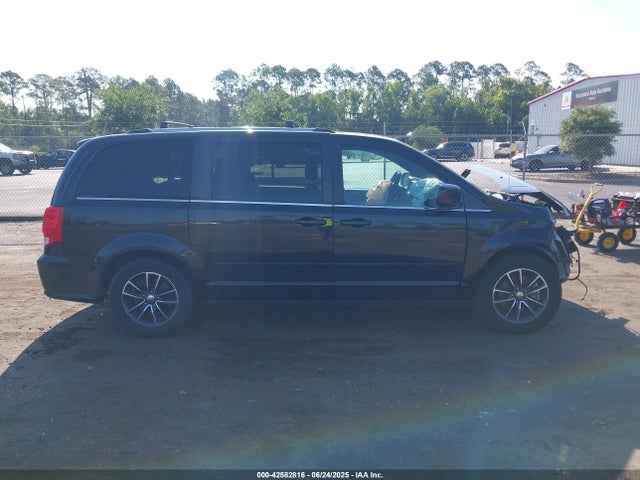Dodge Grand Caravan Sxt