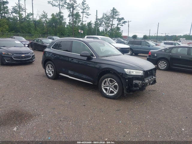 Salvage Audi Q5 Image