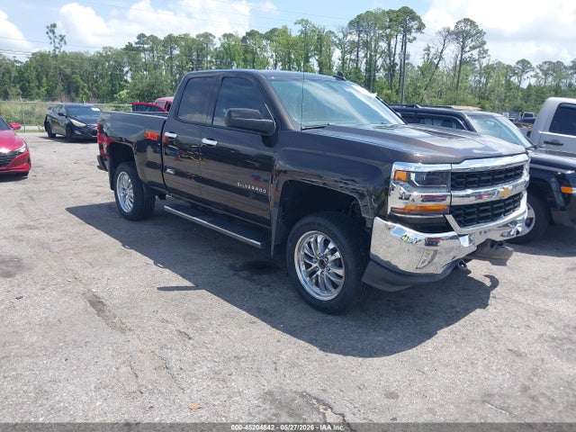 Salvage Chevrolet Silverado 1500 Image