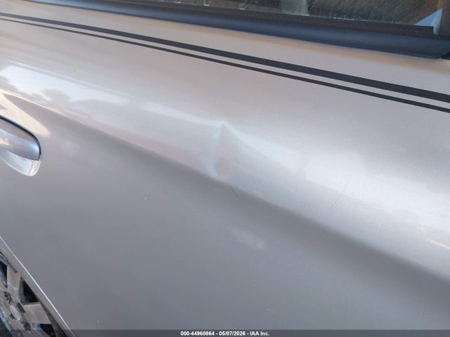Mitsubishi Mirage Es