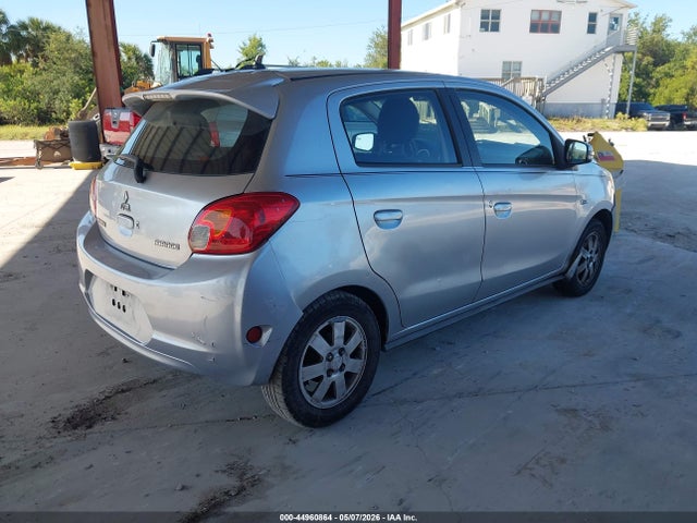 Mitsubishi Mirage Es