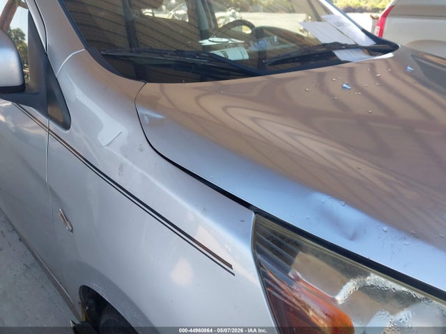 Mitsubishi Mirage Es