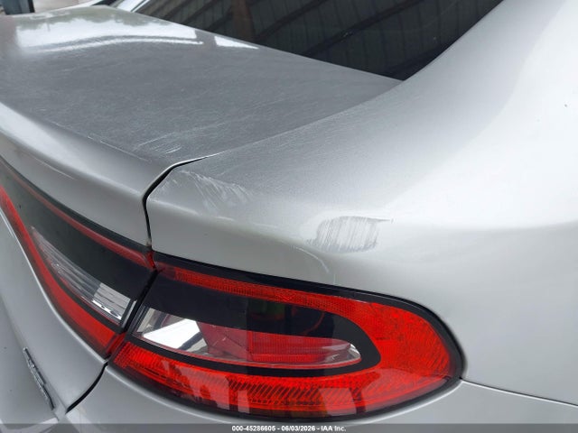 Dodge Dart Sxt