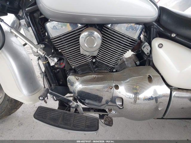 Suzuki Vl1500