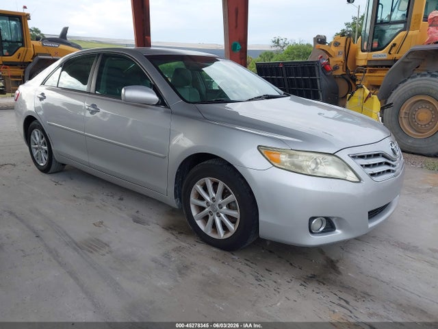 Salvage Toyota Camry Image