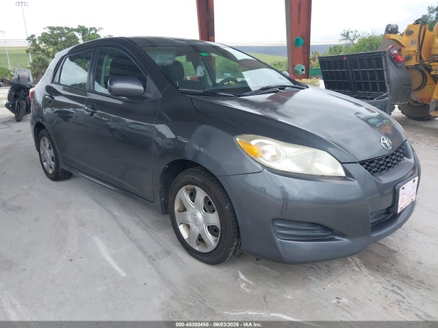 Salvage Toyota Matrix Image
