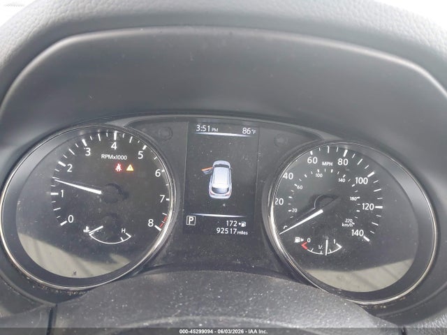 Nissan Rogue S