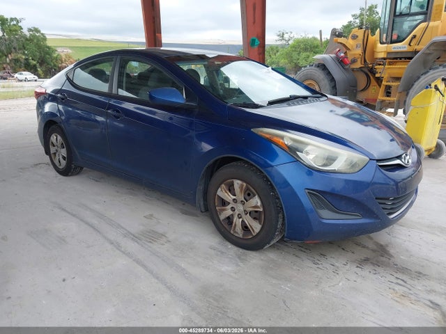 Salvage Hyundai ELANTRA Image