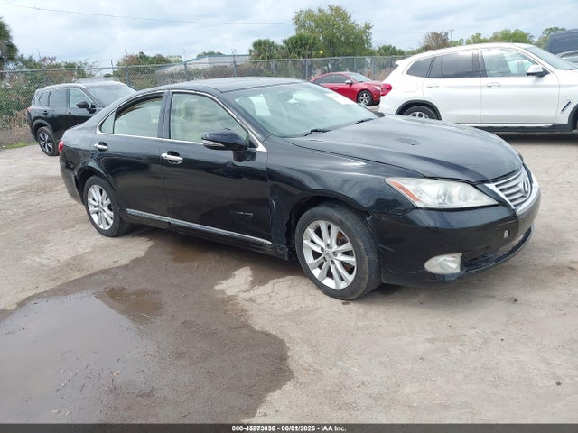 Salvage Lexus Es Image