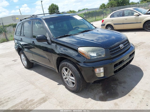 Salvage Toyota RAV4 Image