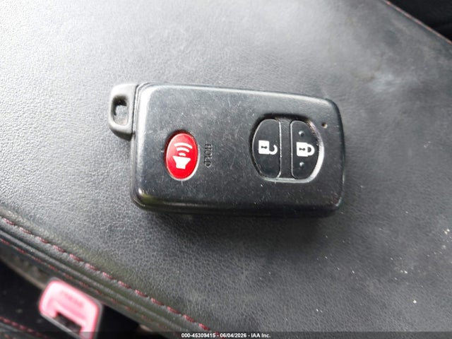 Toyota Prius Three Se