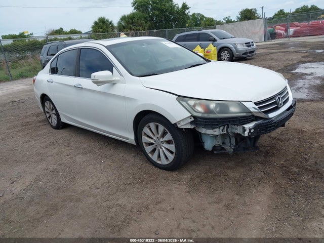 Salvage Honda Accord Image