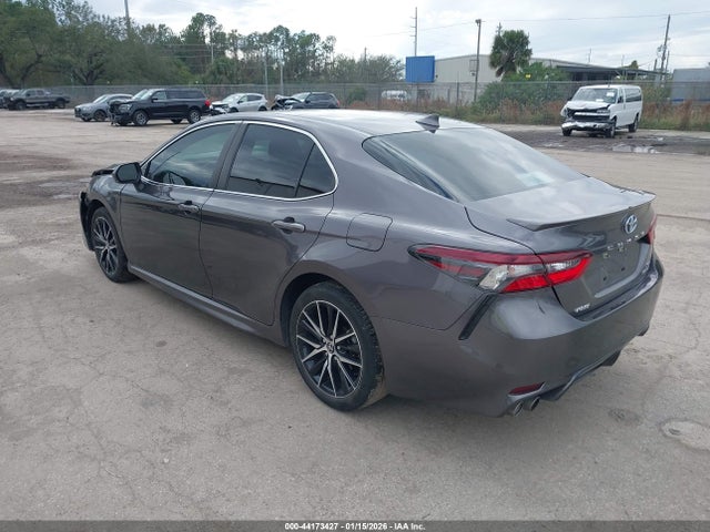 Toyota Camry Se Hybrid