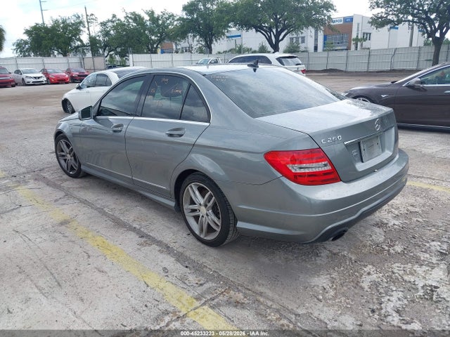 Mercedes-Benz C-Class Sport