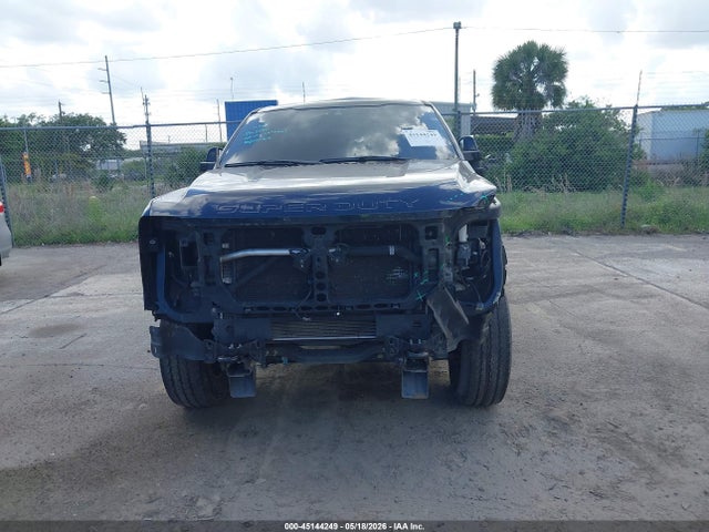 Ford F-250 Lariat