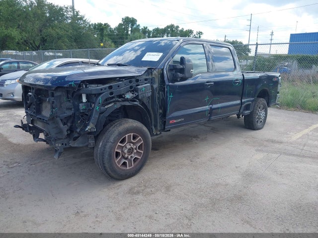 Ford F-250 Lariat